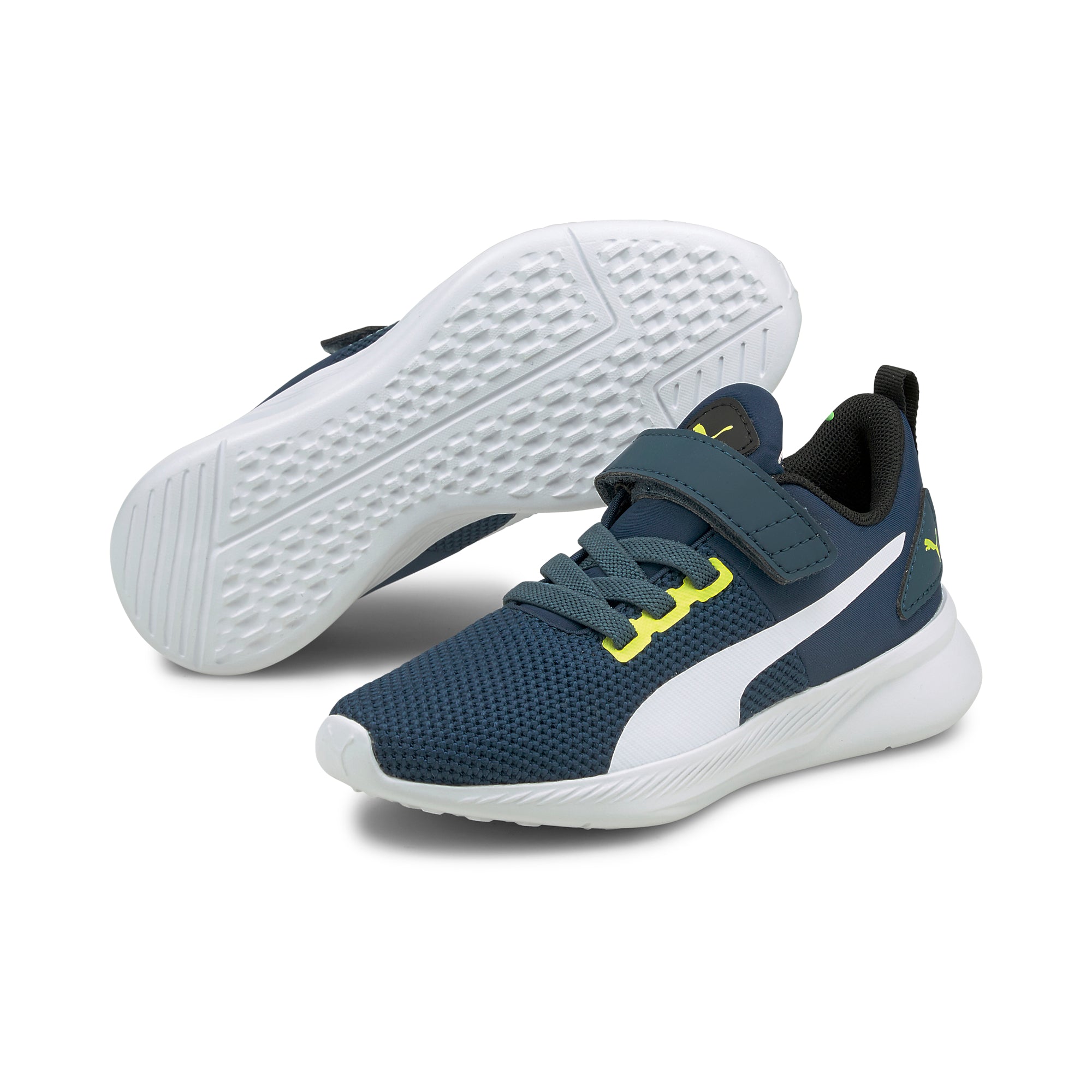 PUMA FLYER RUNNER V KID'S SHOES BLUE – Al-Ikhsan Sports