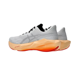 ASICS Novablast 6 Men Running White 1011C243-102
